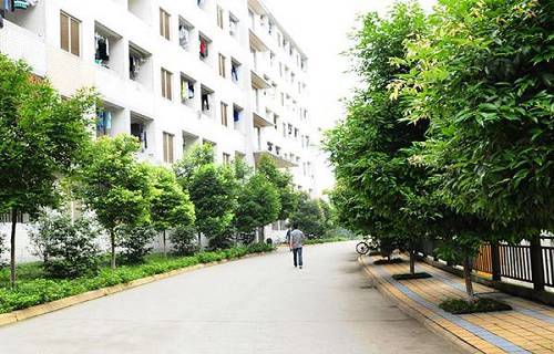 黃石質量技術監(jiān)督學校