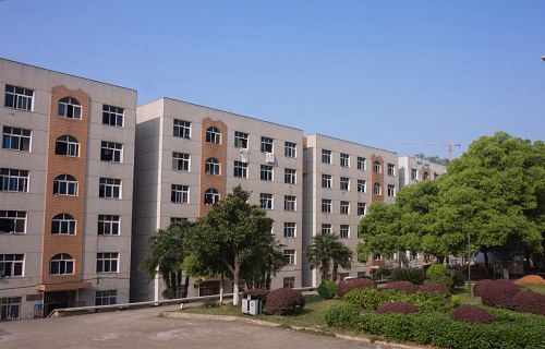 湖南城建職業(yè)技術(shù)學(xué)院中職部