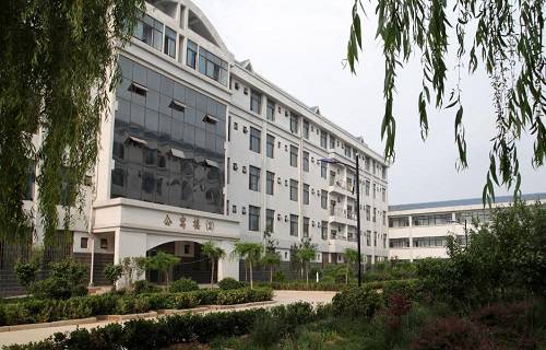 鶴壁市第二技工學校