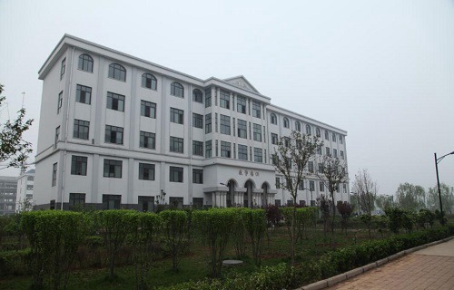 鶴壁市第二技工學校