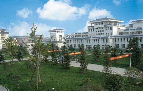 河南新鄉(xiāng)工業(yè)貿(mào)易學校