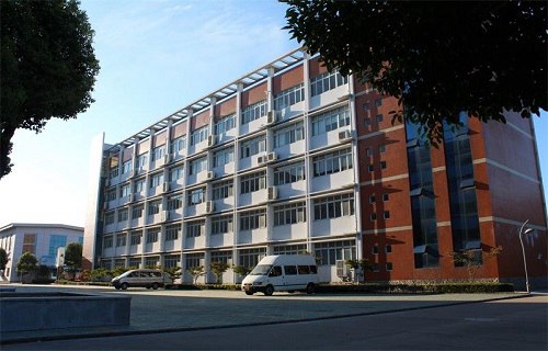 江陵縣職業(yè)技術(shù)教育中心學(xué)校