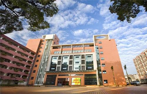 汨羅市自強職業(yè)學校