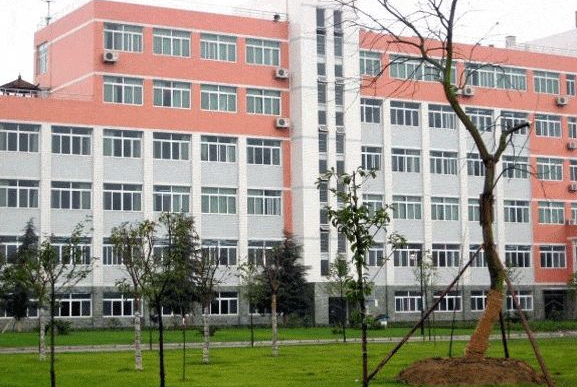 四川涼山衛(wèi)生學(xué)校