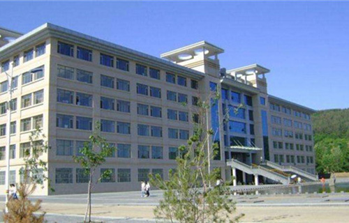 成都市建筑職業(yè)中專學(xué)校