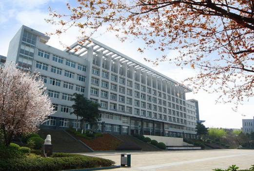 重慶三峽醫(yī)藥高等?？茖W(xué)校