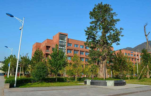 成都廣信數(shù)字技術(shù)職業(yè)學(xué)校