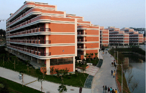 成都新運職業(yè)學(xué)校