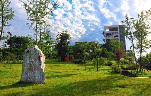 綿陽(yáng)陽(yáng)光職業(yè)技術(shù)學(xué)校