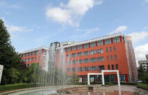 德陽(yáng)應(yīng)用技術(shù)職業(yè)學(xué)校