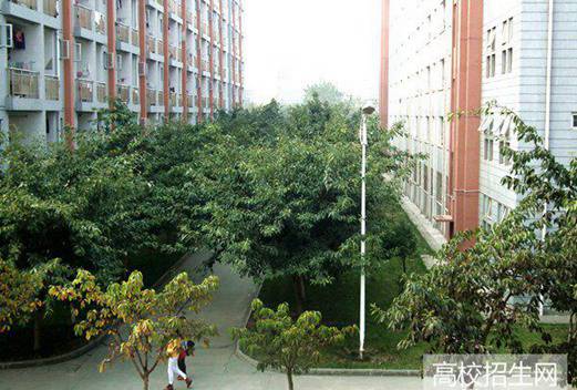 四川省商貿(mào)學(xué)校