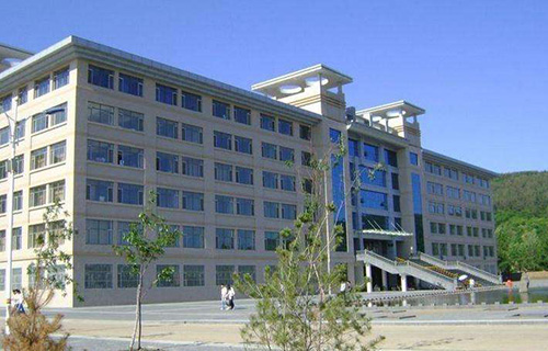 內(nèi)江宏昌職業(yè)技術(shù)學(xué)校