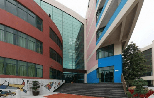 雅安航空工業(yè)聯(lián)合技工學(xué)校