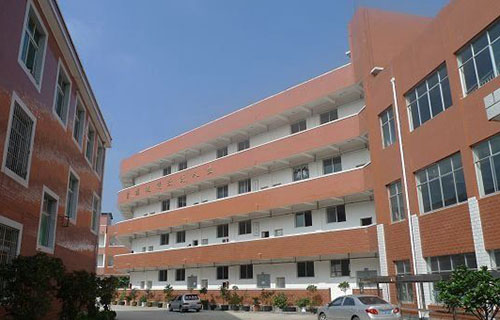 四川省宜賓市工業(yè)職業(yè)技術學校