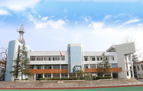 德陽弘正運(yùn)動職業(yè)學(xué)校