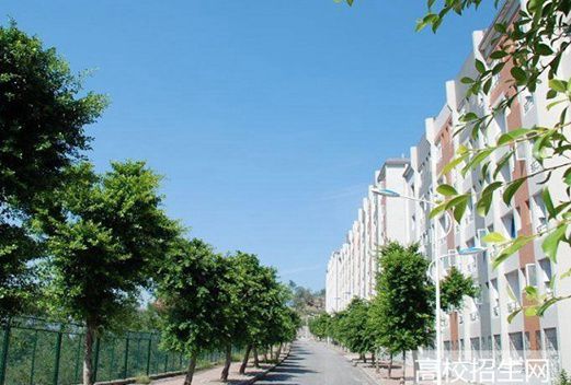 重慶三峽學(xué)院成人教育學(xué)院