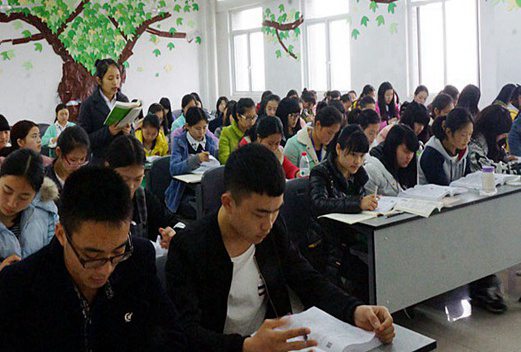 成都指南針職業(yè)技術(shù)學(xué)校