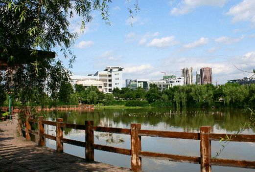 重慶文理學(xué)院