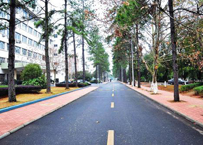 新津縣職業(yè)高級中學(xué)