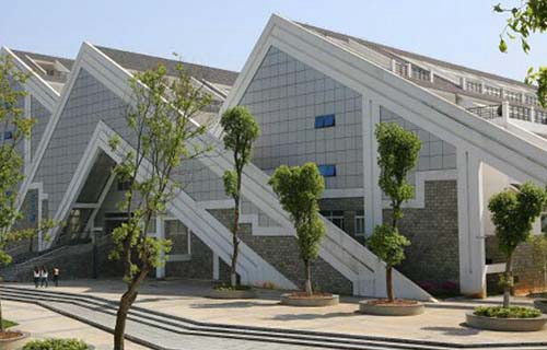 桂林旅游高等?？茖W(xué)校