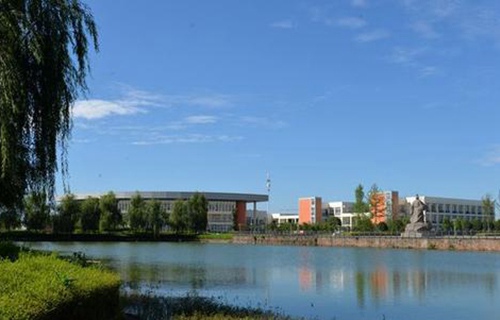 來賓航空職業(yè)技術(shù)學(xué)校