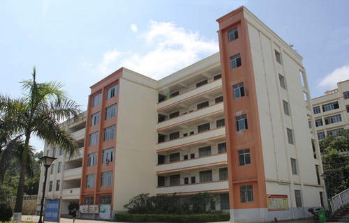 崇左八桂城市中等職業(yè)技術(shù)學(xué)校