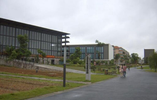 賀州工藝美術(shù)學(xué)校