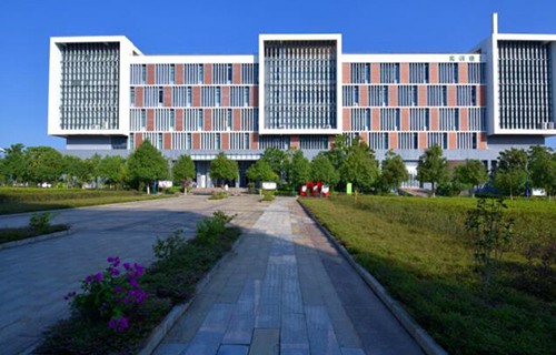 柳州第二職業(yè)技術(shù)學(xué)校