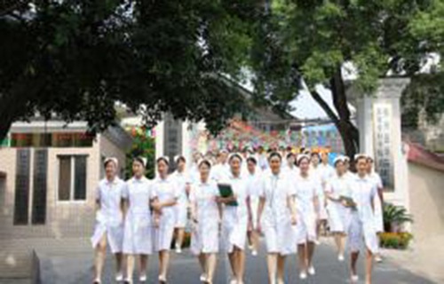 柳州醫(yī)學高等?？茖W校附屬中等衛(wèi)生學校