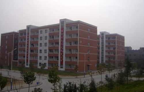 柳州市醫(yī)藥生物工程職業(yè)技術(shù)學校