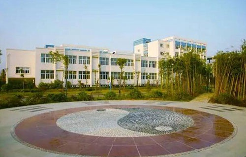 柳州醫(yī)學高等專科學校附屬中等衛(wèi)生學校