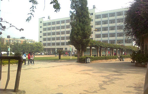 廣西壯族自治區(qū)柳州化工技工學(xué)校