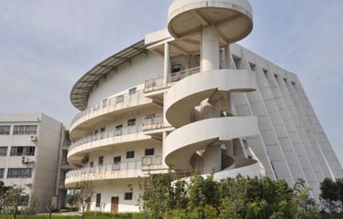 廣西壯族自治區(qū)柳州化工技工學(xué)校