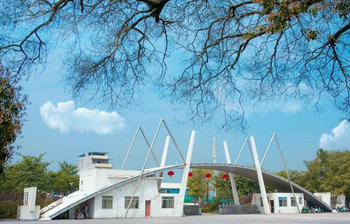 柳州汽車(chē)運(yùn)輸技工學(xué)校