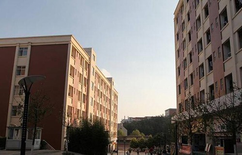 桂東機(jī)電工程學(xué)校