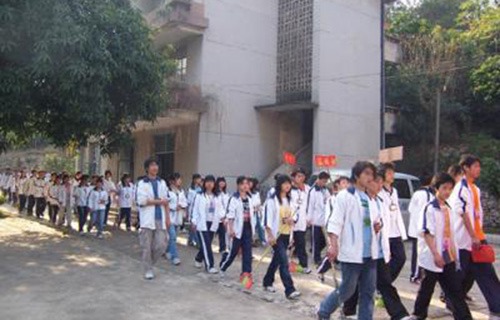 桂東機(jī)電工程學(xué)校