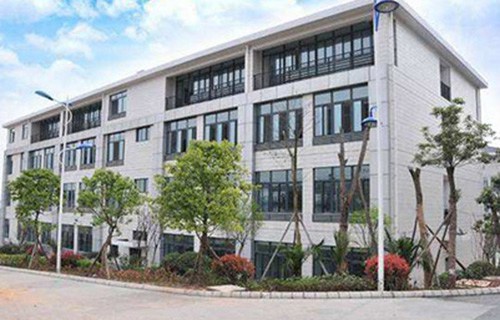 廣西桂林商貿(mào)旅游技工學(xué)校