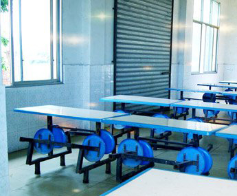 自貢飛魚職業(yè)學校