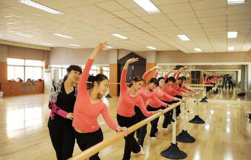 梧州市城市建設(shè)技工學(xué)校