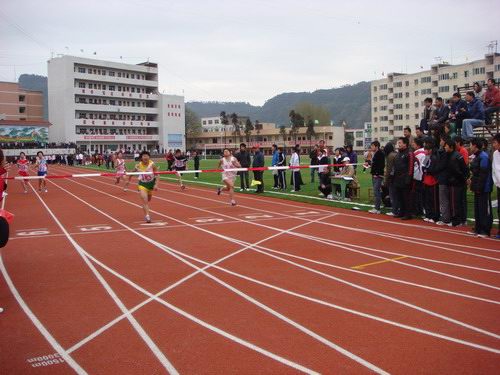 通江縣至誠職業(yè)中學