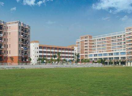 四川省商業(yè)服務(wù)技工學(xué)校