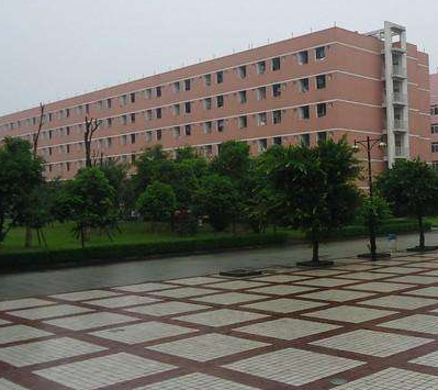 四川航天高級(jí)技工學(xué)校