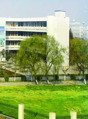 四川省渠縣巖峰職業(yè)中學(xué)