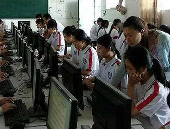 南充瀠溪高級職業(yè)中學(xué)