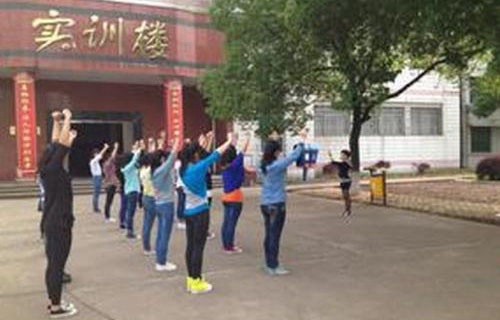 梧州西南中等專業(yè)學(xué)校