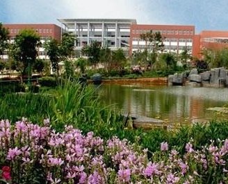 瀘州市交通技工學校