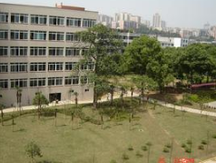 瀘州電子機械學校