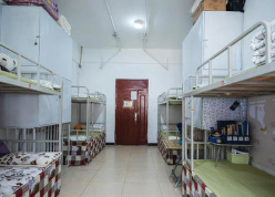 四川省馬爾康民族師范學(xué)校