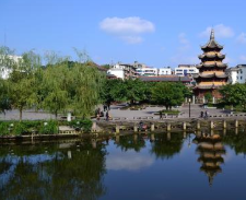 射洪縣金龍職業(yè)技術學校