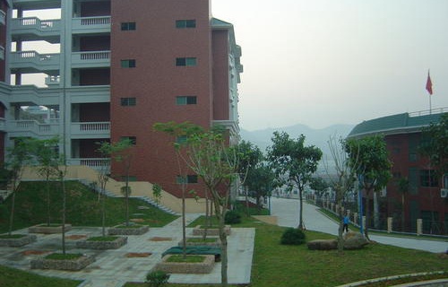 廣西欽州英華國(guó)際職業(yè)技術(shù)學(xué)校